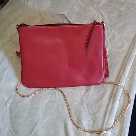 🎄👛 NWOT: VS Crossbody 👛🎄 - Picture 3 of 9